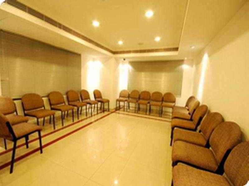 Hotel Treebo Trend Time Square Marine Drive Kochi Business foto